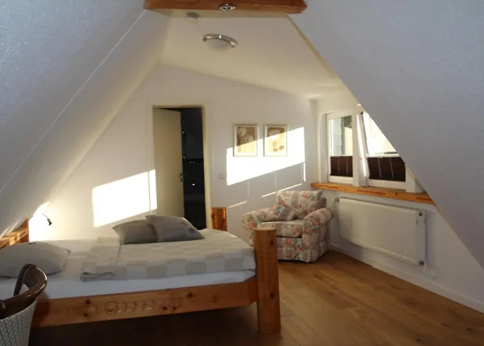 Felsenkeller Hotel *