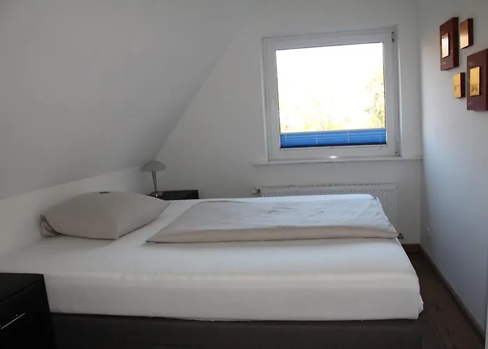 Felsenkeller Hotel *